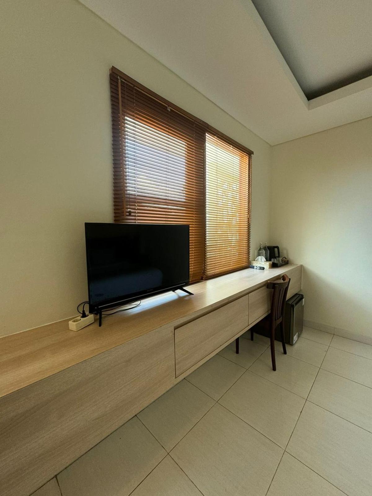 Hotel Srikrisna à Seminyak Extérieur photo